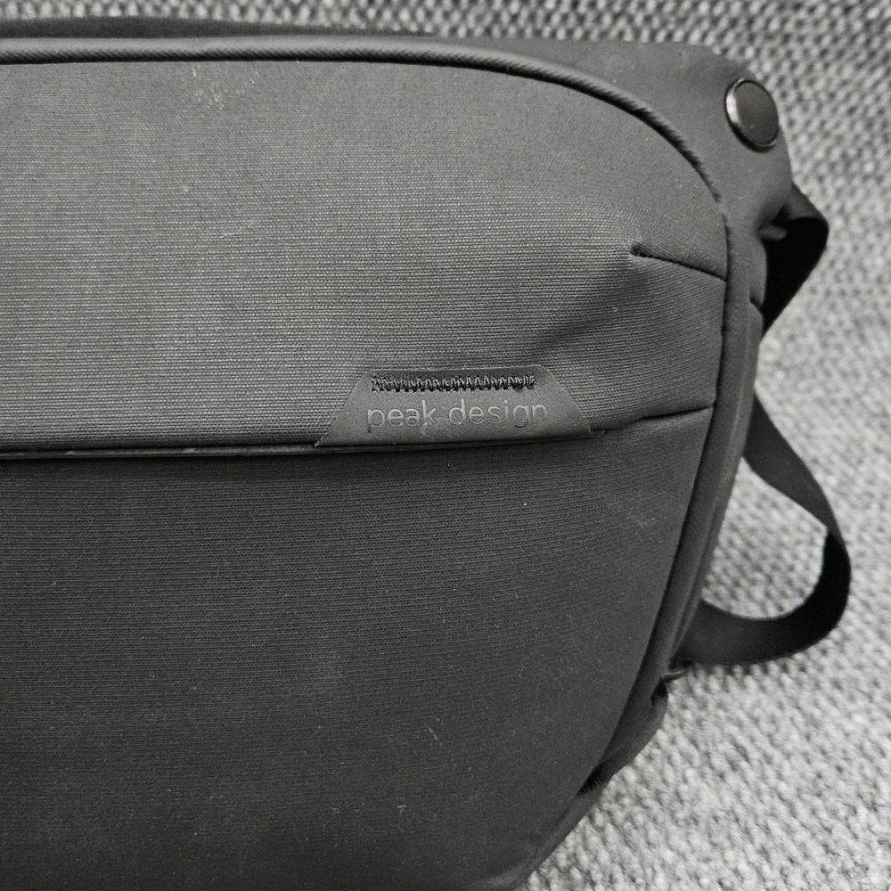 Peak Design 6L Black Everyday Sling Camera EDC Bag V2 Crossbody Photography